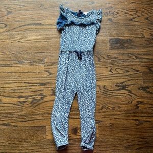 Amazing romper for 70 to 60s weather
